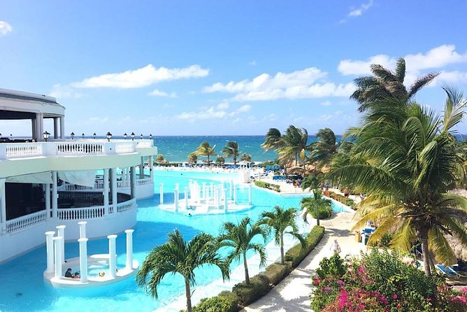 Private Airport Transfer to Lady Hamilton and Grand Palladium - Private Van, Car, or Bus: Comfort That Actually Helps