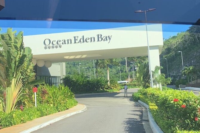 Private Airport Transfer To or From Ocean Eden Bay Resort - The airport meet-and-greet flow that saves time