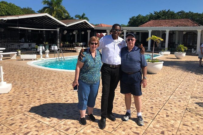 Private Authentic Down-to-Earth Half Day Tour in Montego Bay - The Hip Strip and Margaritaville: your half day’s easiest win
