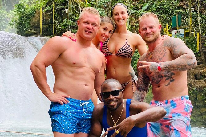 Private Blue Hole Tour from Montego Bay - Arriving at the Blue Hole: safety, structure, and the right kind of fun
