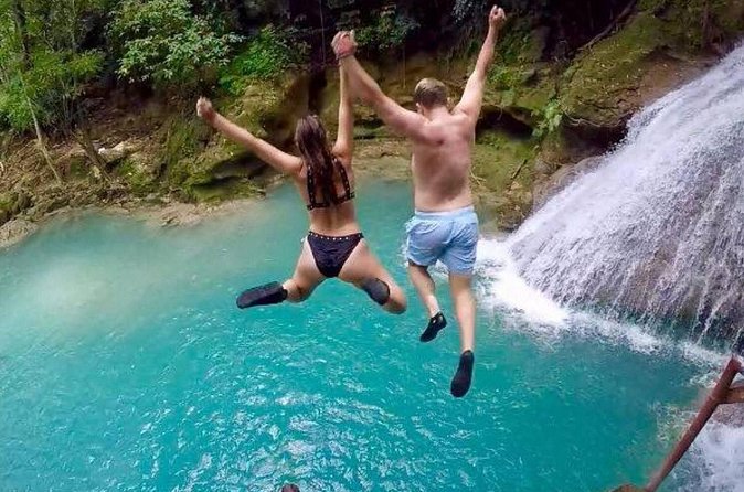 [PRIVATE] Dunn's River Falls, Blue Hole & Secret Falls w/Entrance - What You’re Paying For: Entrance Fees, Transfers, and Fewer Headaches