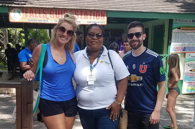 Private Dunn's River Falls from Ocho Rios - Stop at Suzette Tours Jamaica: a regroup and reset moment