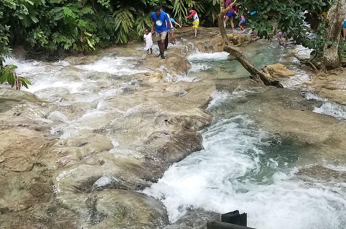 Private Dunn's River Falls from Ocho Rios - Picking the right time and getting ready for wet footing