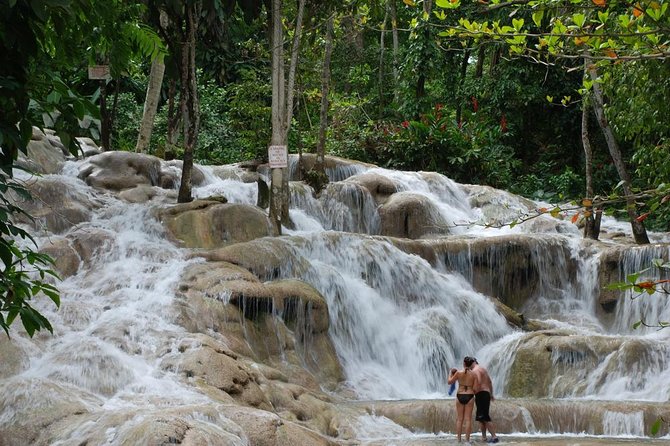 [PRIVATE] Dunn's River Falls with Entrance Fees - Ocho Rios at Your Pace: Lunch, Shopping, and Quick Detours