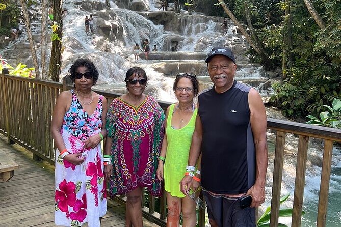 Private fun fill tour from Montego Bay to dunns river & blue hole - Ocho Rios Jerk Center Lunch Stop: Eat Like a Local, Not Like a Tourist