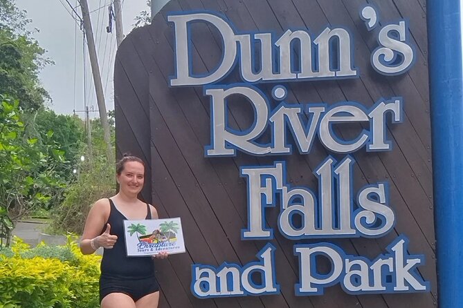Private Horseback Riding, Swimming and Dunn's River Falls Tour - Drivers make the day: stories, music, and the value of being driven