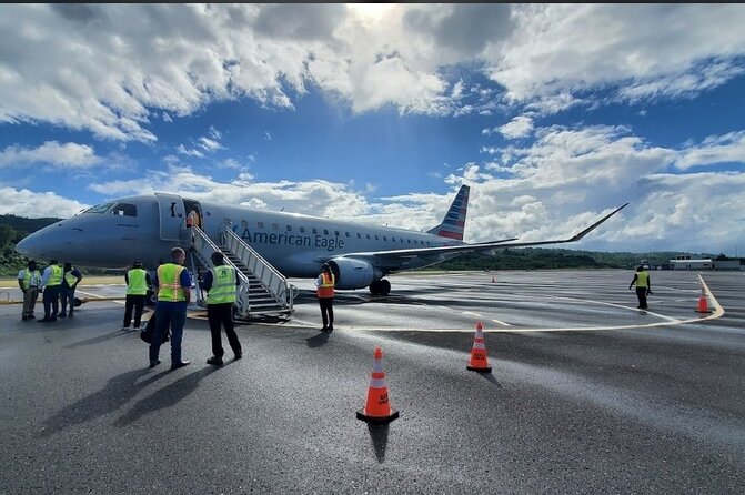 Private Ian Fleming Airport Transfer to Ocho Rios and Runaway Bay - Price and value: where $14.50 per person really fits