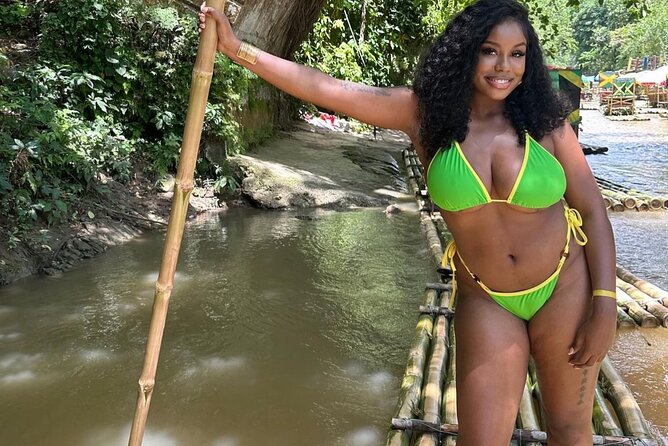 Private Martha Brae River Rafting Tour from Montego Bay - Scotchies Jerk Stop: 45 Minutes to Eat Jamaican Flavor
