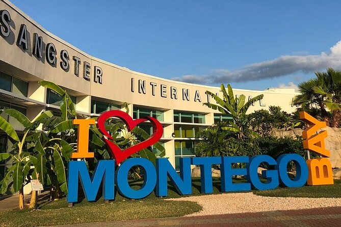 Private Montego Bay Airport Transfer to Montego Bay Hotels - What you’ll actually experience when the car is waiting