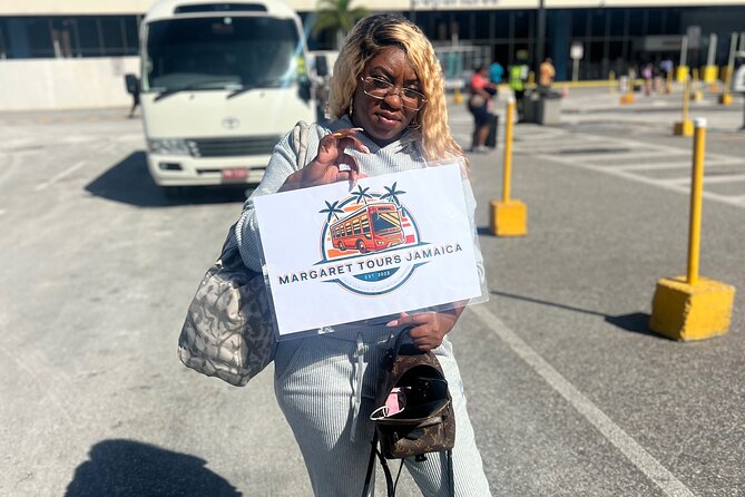 Private Montego Bay Jamaica Airport Transfer - The Car Comfort You Actually Feel After the Flight
