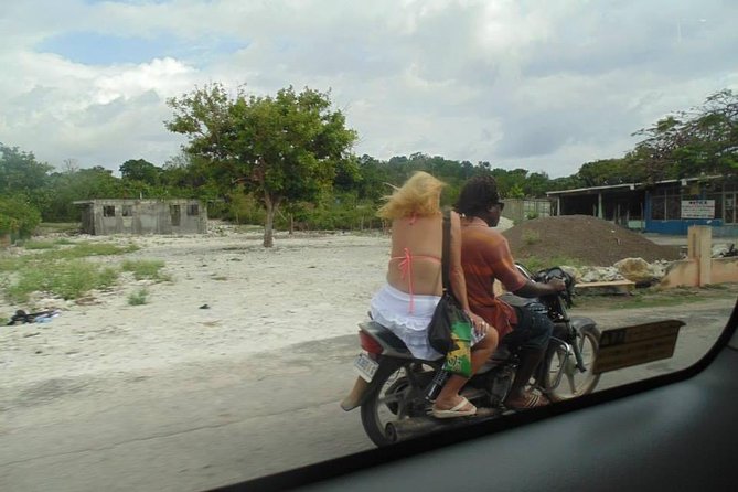 Private Negril Beach & Rick's Cafe Sunset Tour - Seven Mile Beach Block: White Sand Time Without the Rush