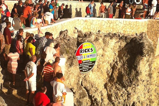 Private Negril Day Trip From Ocho Rios - Columbus Park in Discovery Bay, a quick story stop