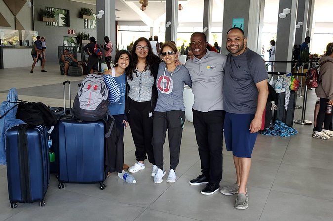 Private Round Trip Airport Transfer from Montego Bay to Ocho Rios - The included extras that make the car feel like a buffer, not a chore