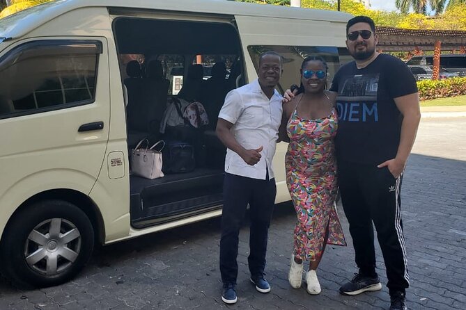 Private Round Trip Airport Transfer in Montego Bay - The Airport Meet-and-Greet Moment