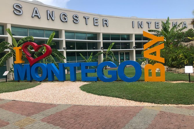 Private Round-trip MBJ Airport Transfer to Montego Bay Hotels - The Arrival Plan: Driver Waiting at MBJ Exit, Not Outside Your Stress Zone