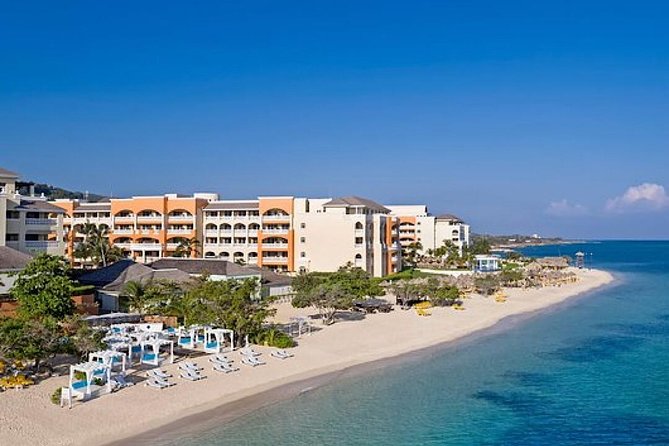 Private Roundtrip Airport Transfer to Iberostar Resorts - Why a Private Montego Bay Transfer Beats Taxi Chaos