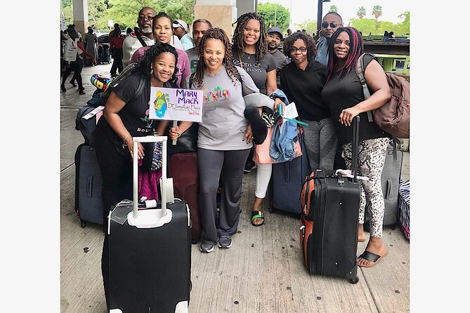 Private Roundtrip Airport Transfer to Resorts in Montego Bay - The air-conditioned ride to Montego Bay hotels, Airbnb, or villa