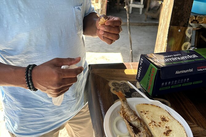 Private Seafood Tour and Floyds Pelican Bar or Black River Safari - The Food Value: Breakfast, Lunch, and Multiple Seafood Bites
