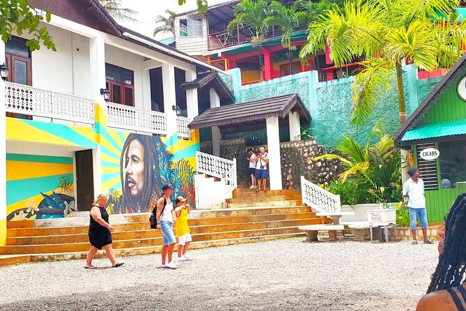 Private Tour Day-Trip Nile mile Bob Marley House With Admission - Who This Private Bob Marley Tour Fits Best