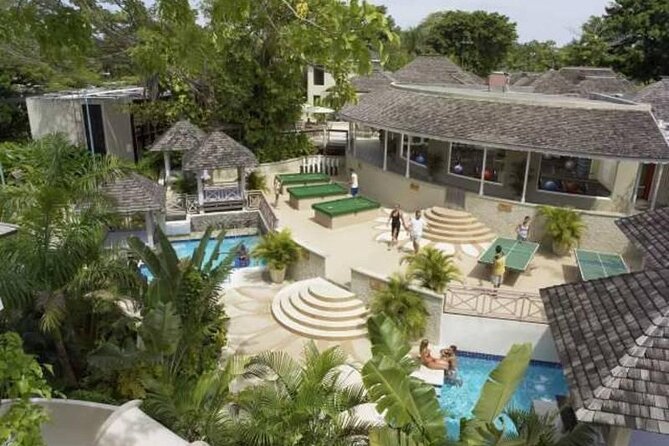Private Transfer between Hedonism ll Resort and Airport - Key Points I’d Use to Book This