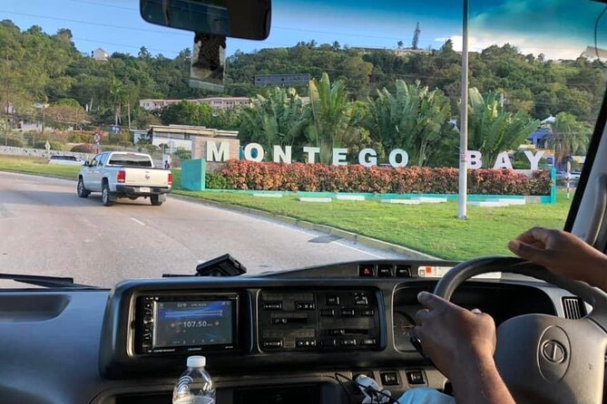 Private Transfer from Montego Bay Airport to Montego Bay Hotels - Why an MBJ-to-hotel private transfer makes your first day easier