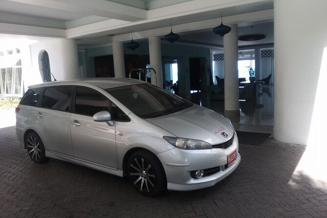 Private Transfer from Negril to Sangster Airport (MBJ) - Meet Your Driver-Guide at Your Negril or Lucea Door