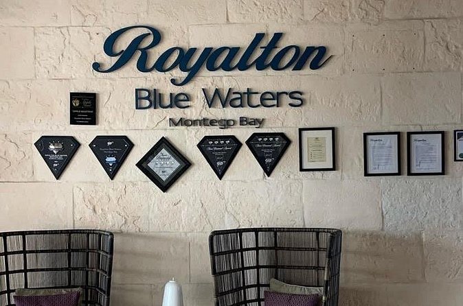 Private Transfer Grand Palladium and Royalton Blue Water Resort - Price and Value: Why $60 Per Group Can Make Sense