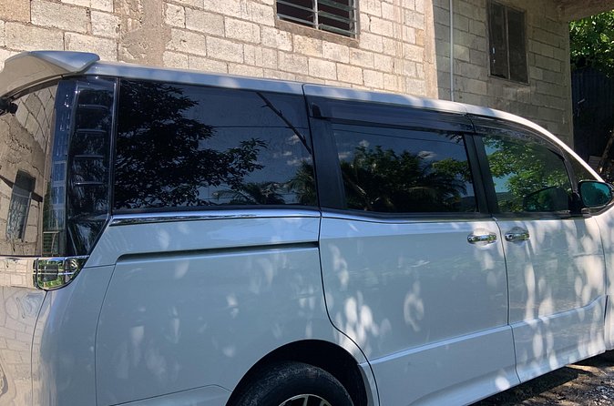 Private Transfer Grand Palladium and Royalton Blue Water Resort - Included and Not Included: Plan Like a Local
