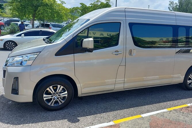 Private Transfer to Hotels in MoBay from Montego Bay Airport - Clean, Air-Conditioned Ride to Montego Bay and Freeport Hotels