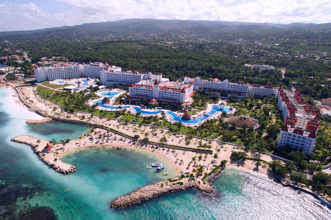 Private Transfers from Montego Bay Airport to Runaway Bay Hotels - How Long It Takes: Planning for 1h15 to 1h30 (and When It Changes)