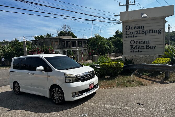 Private transportation to resorts in Negril, Montego Bay,Trelawny - The Most Praised Parts: Reliability, Respect, and Easy Meeting