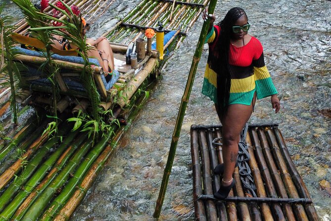 Rafting on the Martha Brae - The optional stop(s): shopping in Falmouth or Montego Bay