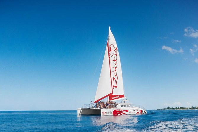 Reggae Catamaran and Snorkeling Open Bar Cruise Montego Bay - Snorkel gear and comfort tips, including when to bring your own