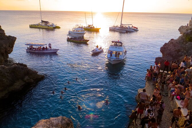 Rick's Cafe and 7 Mile Beach from Montego Bay - Rick’s Café: Views, Reggae Music, and the Show Schedule