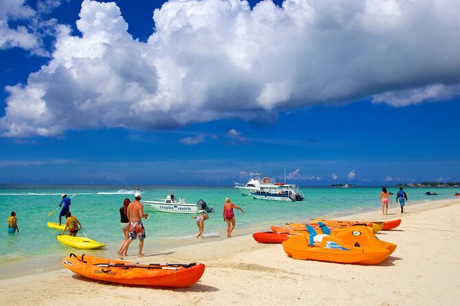 Rick s Café and Seven Mile Beach Private Tour Negril Jamaica - The private Montego Bay pickup: more comfort than you expect