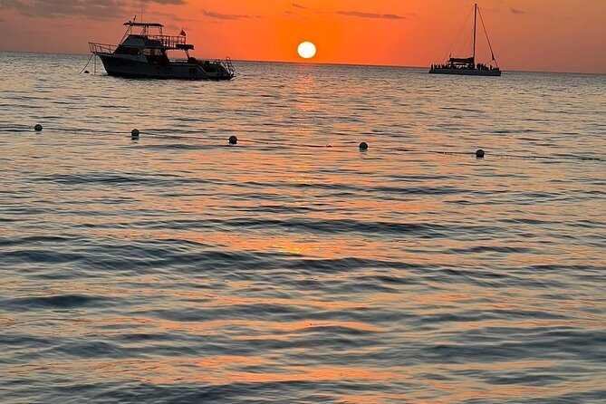 Rick's Cafe & Shopping in Negril - What is included, what is on you, and the small details that matter