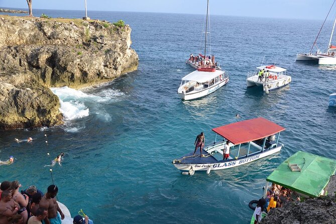 Ricks Cafe and Negril Seven Miles Beach Irie Tour - The driver really matters, especially on a short day