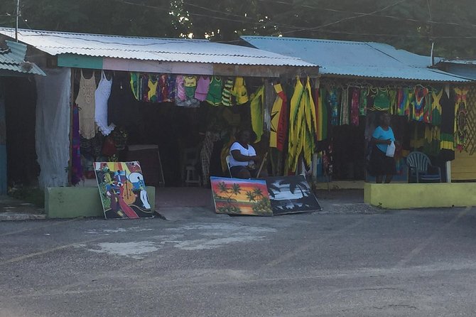 Ricks Cafe + Shopping - Hotel Pickup and the Clean 3-Hour Rhythm Around Negril