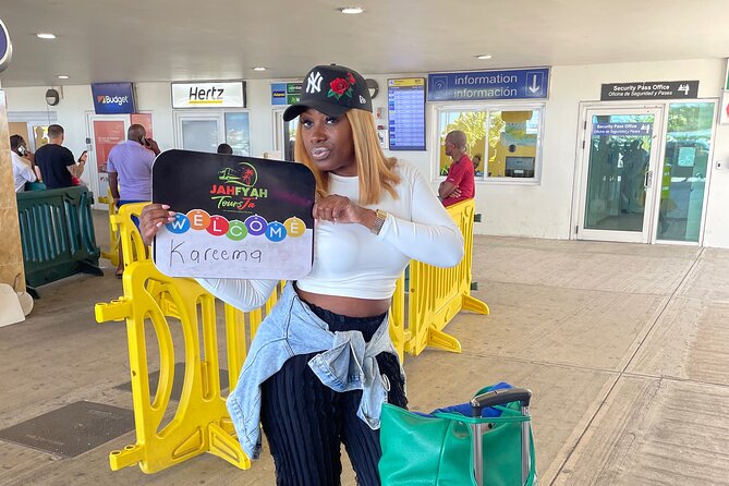 RIU Palace reggae and RIU Montego Bay private airport transfers - The Route Experience: Driver Briefings Plus Optional Complementary Stops