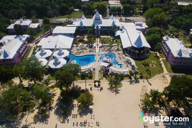 Riu Palace Tropical Bay Resort Private Airport Transfer - How to plan your arrival and make the pickup painless