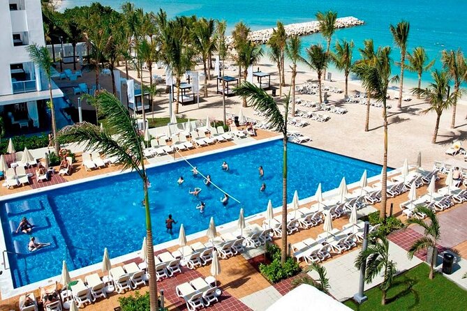 Riu Palace Tropical Bay Resort Private Airport Transfer - Where you’ll meet your driver at Sangster Intl Airport
