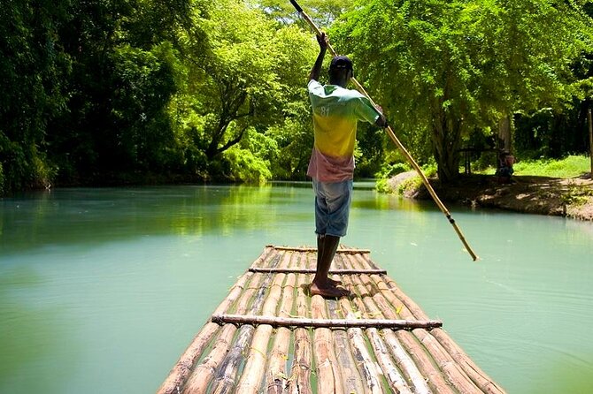 River Rafting in Jamaica - From Falmouth to Martha Brae, and why the air-conditioned ride helps
