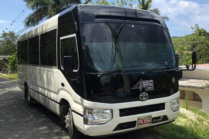 Round Trip Montego Bay Airport Taxi - Grand Palladium - Private Ride, Not Shared Chaos