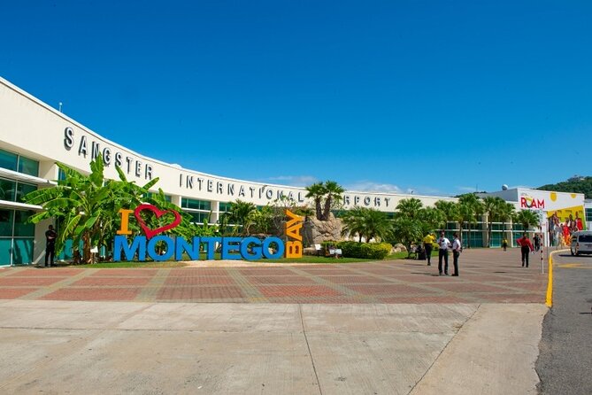Round Trip Sangsters Montego Bay Airport to Ocho Rios transfers - Rest breaks and jerk center stops, what that means for your day