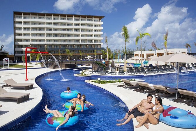 Royalton Blue Waters and Hideaway at Blue Waters Airport Transfer - Inside the 45-Minute Ride: Air-Conditioned Comfort From Airport to Resort