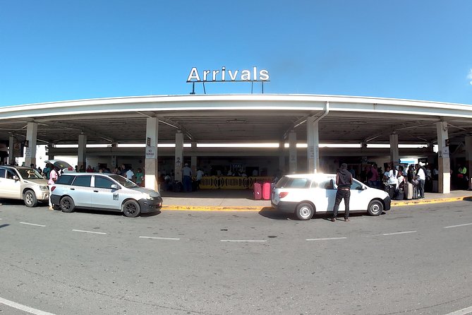 Sangster International Airport Transfer to Hotels (MBJ) Montegobay Jamaica - Price and Value: Is $67.23 Per Person Fair for an Airport Transfer?