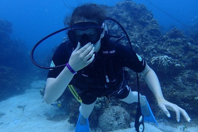 Scuba Diving and shopping on the Hipstrip. - Key things to know before you go