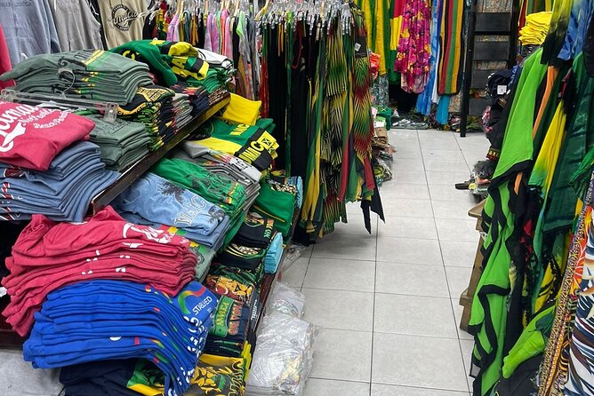 Scuba Diving and shopping on the Hipstrip. - Price and logistics: what you really get for $40 per person