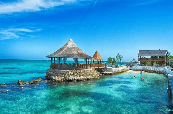 SeaGarden Beach Resort Private Airport Transfer - Service Quality Signals: On-Time, Clean Car, Courteous Crew