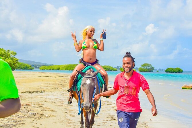 Shared Tour in Ocho Rios with Horseback Riding and Swimming - Riding to the Beach: The Best Transition Point